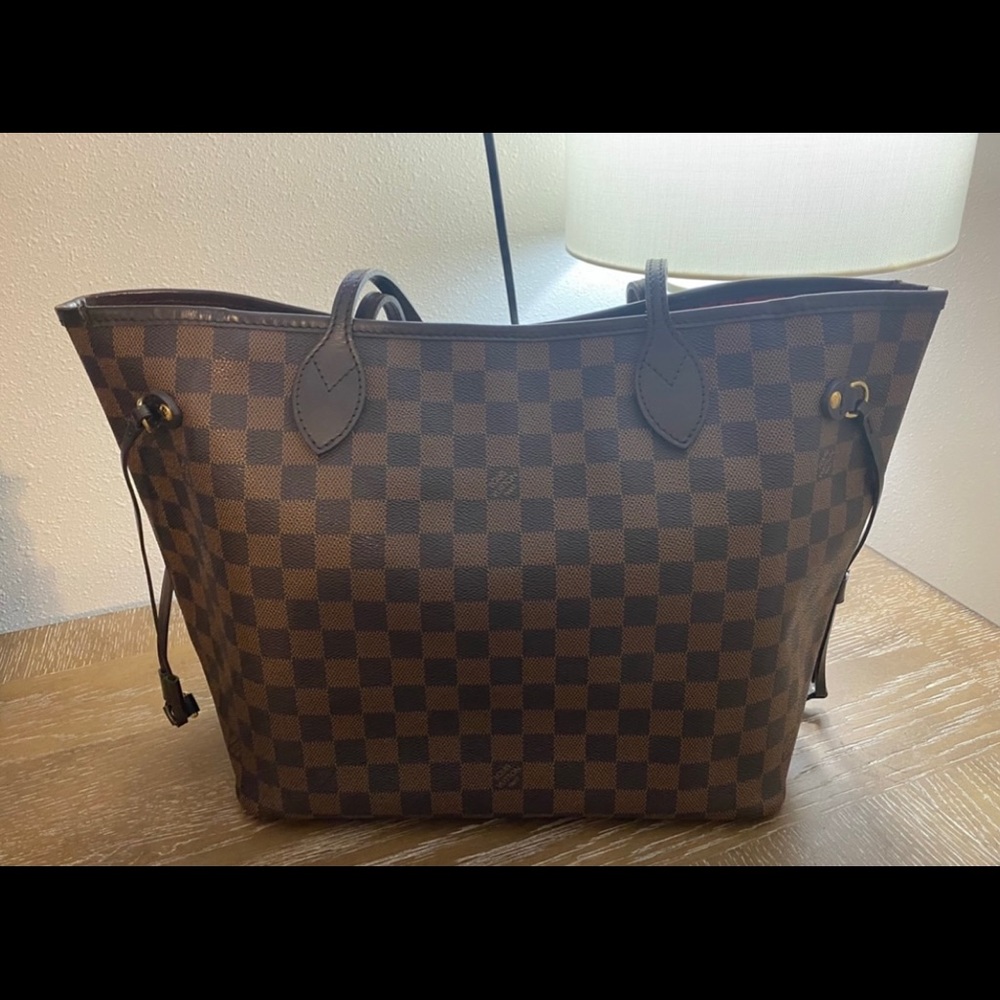 Louis Vuitton Neverfull MM